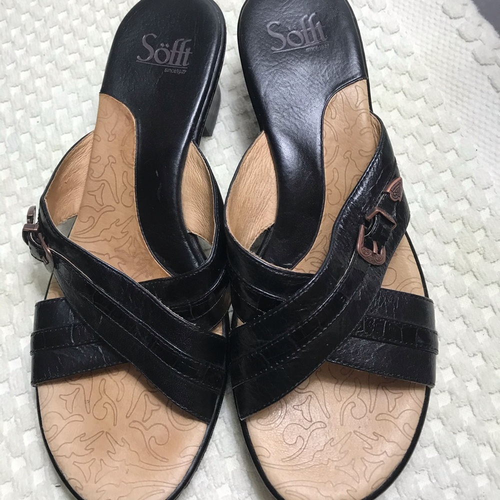 Sofft brand sandals with metal accents. Size 8.